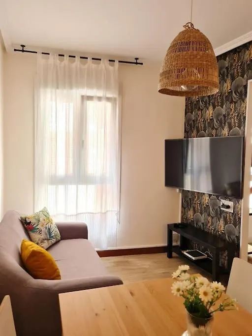 La Casita Verde. Metro Cerca Del Casco Viejo Bilbao 0*,